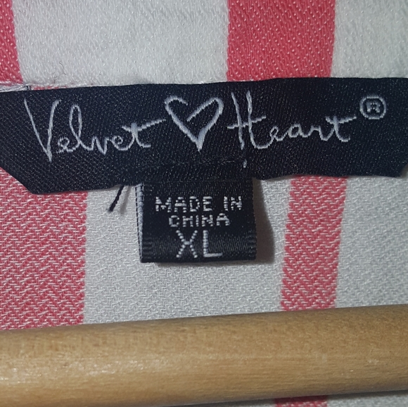 Valvet Heart | Striped Casual Top - Picture 5 of 5